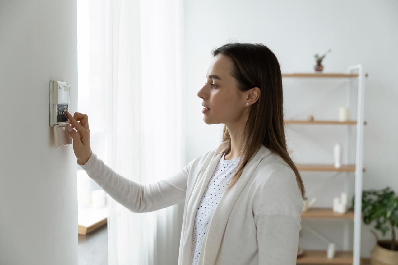 Systèmes d'alarme connectés : Comment choisir la solution adaptée à vos besoins ?